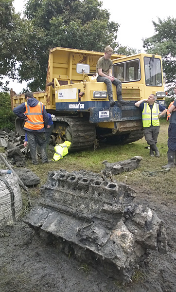 Starboard engine recovered to dig HQ