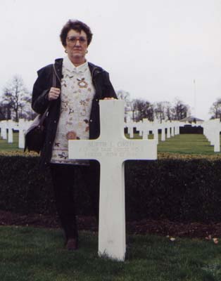 Daughter + headstone